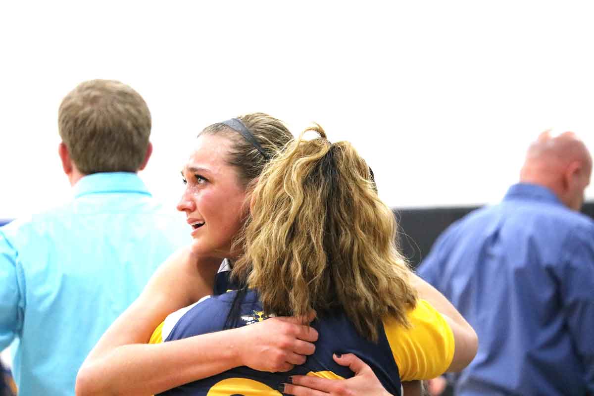 Basketball Hug