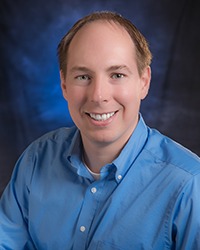 Dan Froelich, 易胜博 Instructor