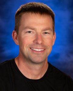 Aaron Davis, 易胜博 Instructor