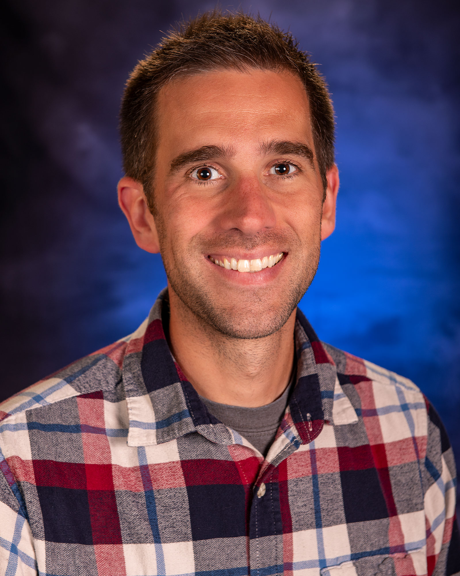 Nicholas Johnson, 易胜博 Instructor